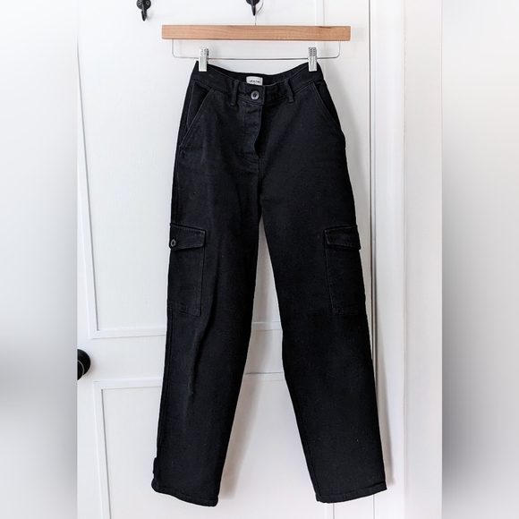 Aritzia Pants & Jumpsuits Aritzia Wilfred Free Black Modern Cargo